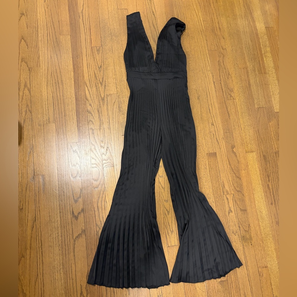 Abercrombie & Fitch Black Pleated V-Neck Jumpsuit with Flared Legs